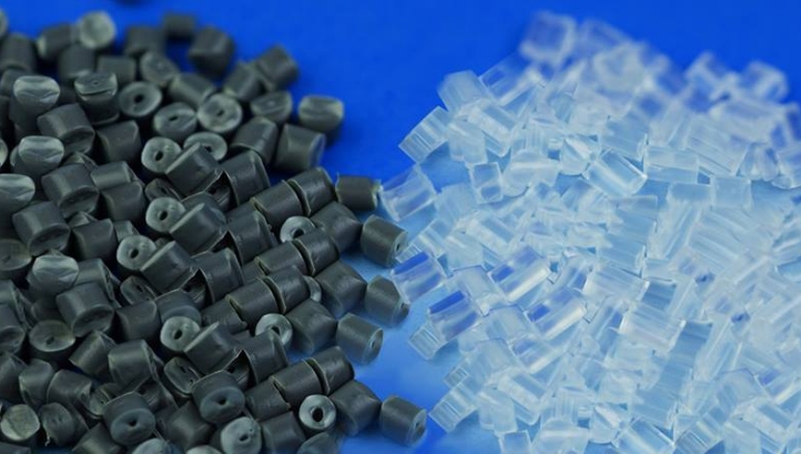 Post-consumer plastic recycled using traditional methods (left) and using PureCycle's process (right)