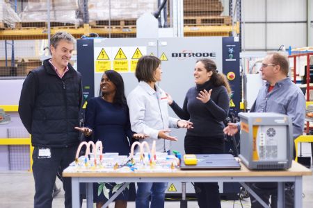 Caption: From left to right: Dr John Harper Senior Development Manager – Ametek, Priya Raju Project Support Officer – WMG University of Warwick, Djovana Dantas Manzi Head Of Operations at Nissan Energy Service (Europe), Dr Maria Tsiamtsouri Research Fellow at WMG Univeristy of Warwick, and Dr Jonathan Sansom Lead Engineer WMG University of Warwick.